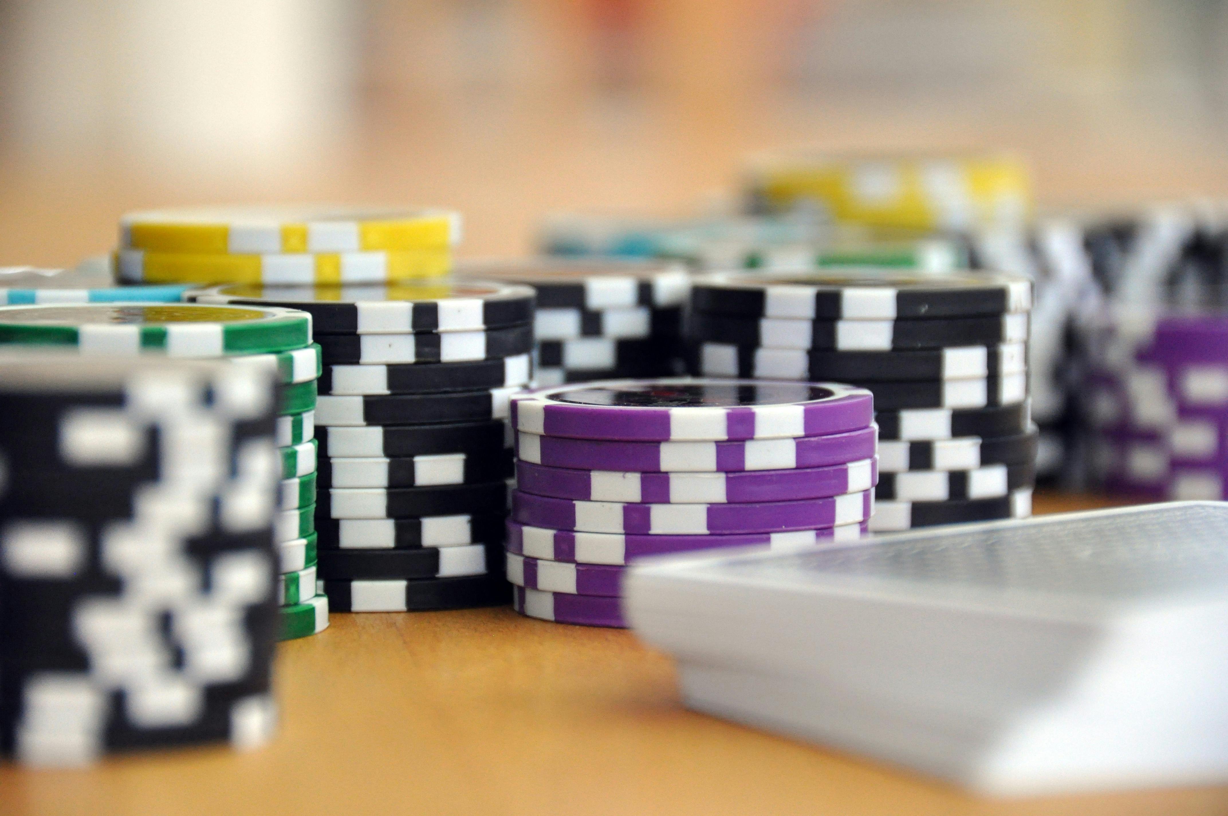 Live dealer studio setup for Kombinasi Number card games on sekolah togel